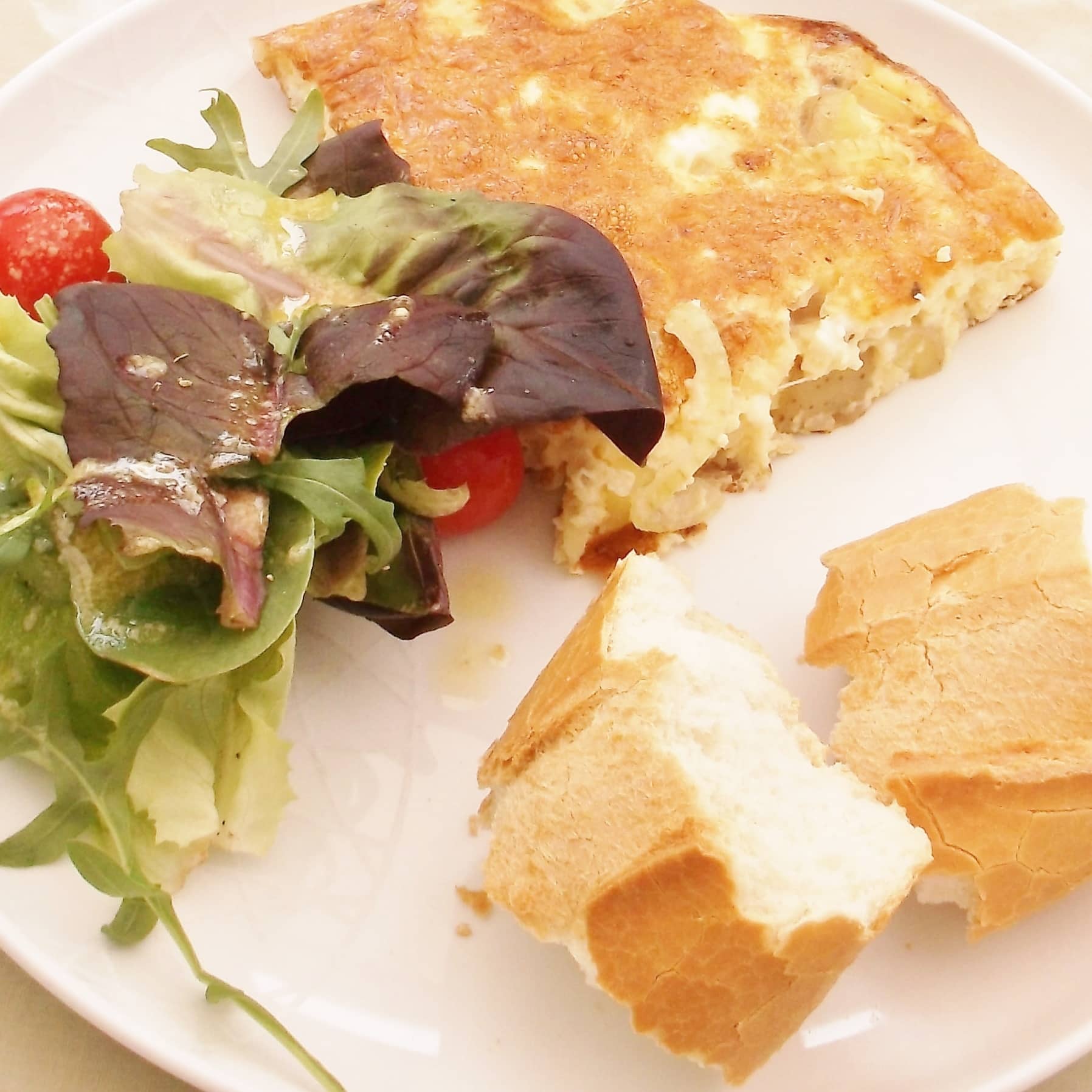 Spanish Omelette (no flipping required) - Easy Peasy Foodie