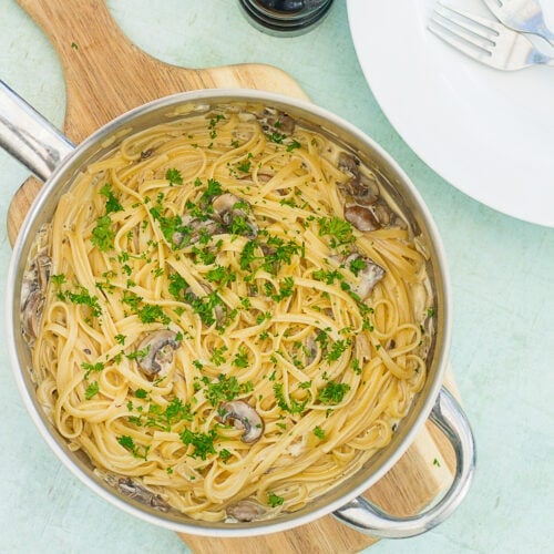 Creamy Mushroom Pasta - Easy Peasy Foodie
