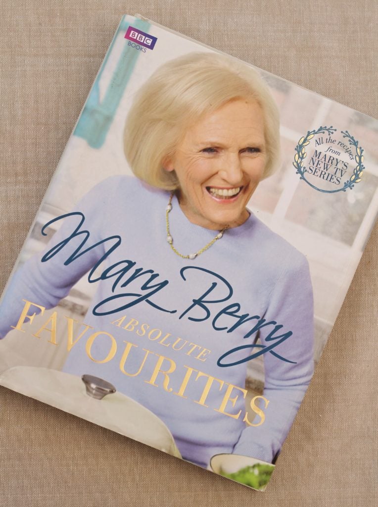 Review Mary Berry's Absolute Favourites Easy Peasy Foodie