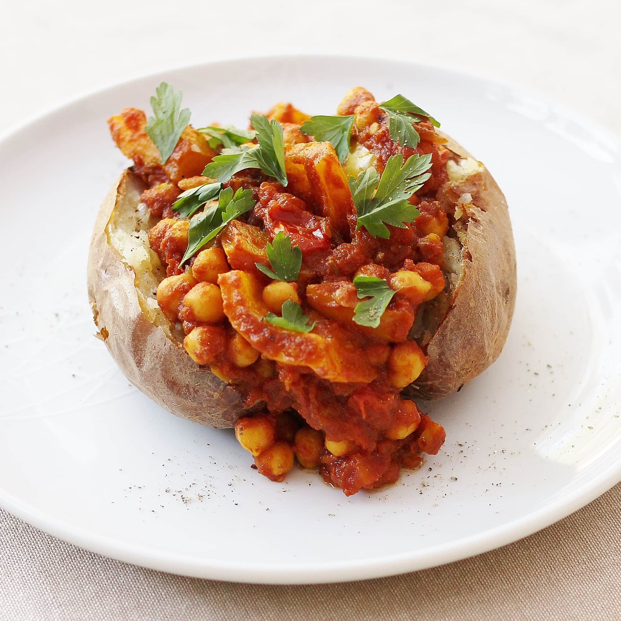 Baked Potatoes with Spicy Chickpea Stew