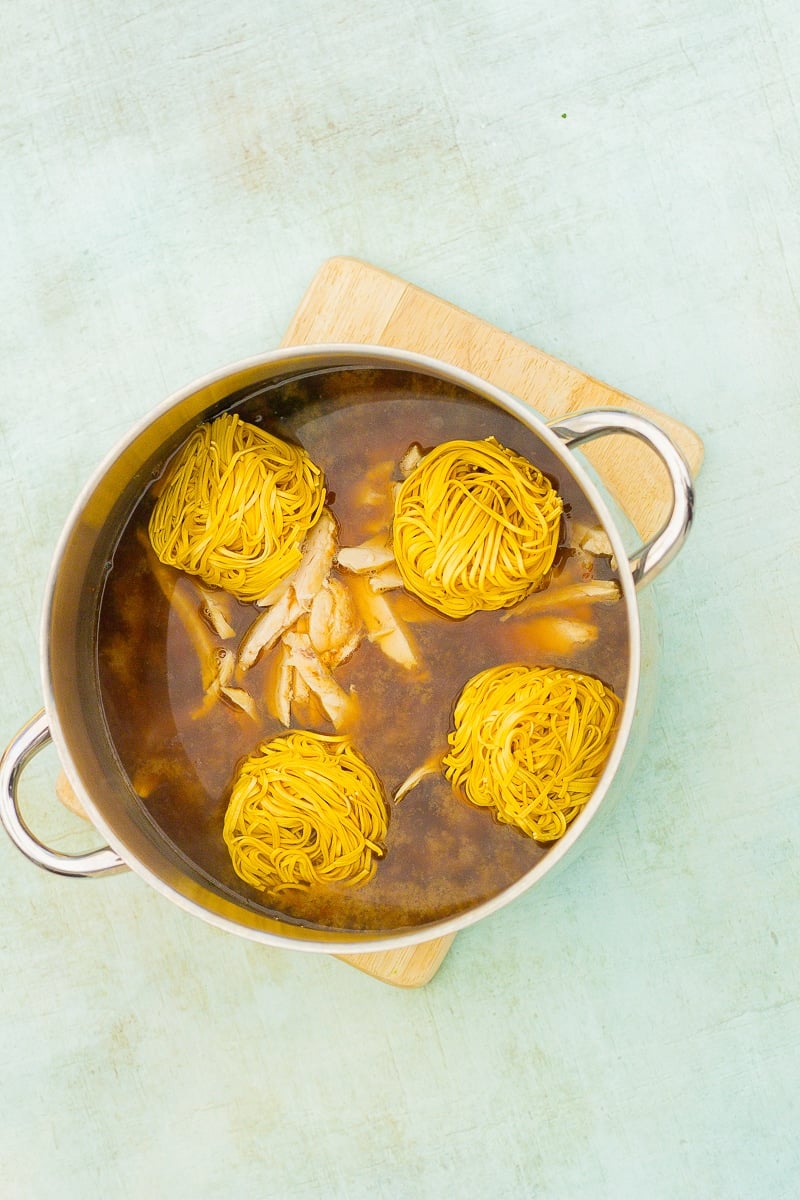 Easy One Pot Chicken Ramen