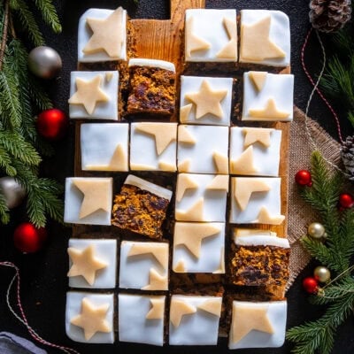 Easy Christmas Cake Traybake