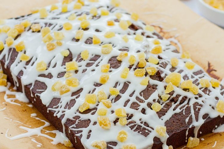 Easy Gingerbread Traybake Cake