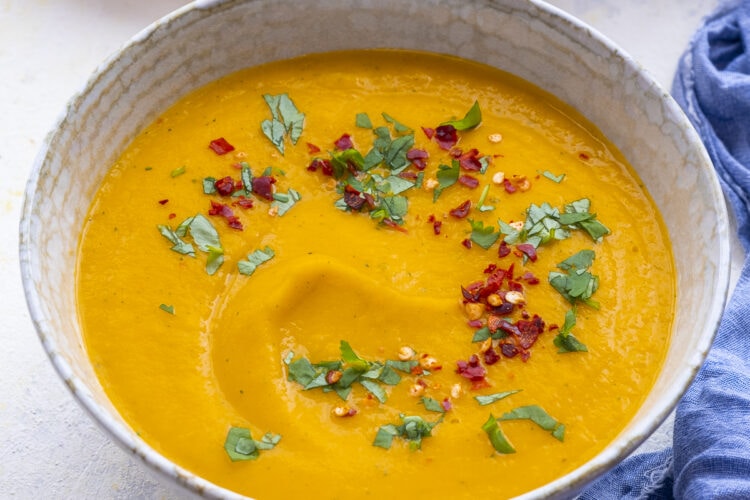 Easy Carrot and Coriander Soup HERO