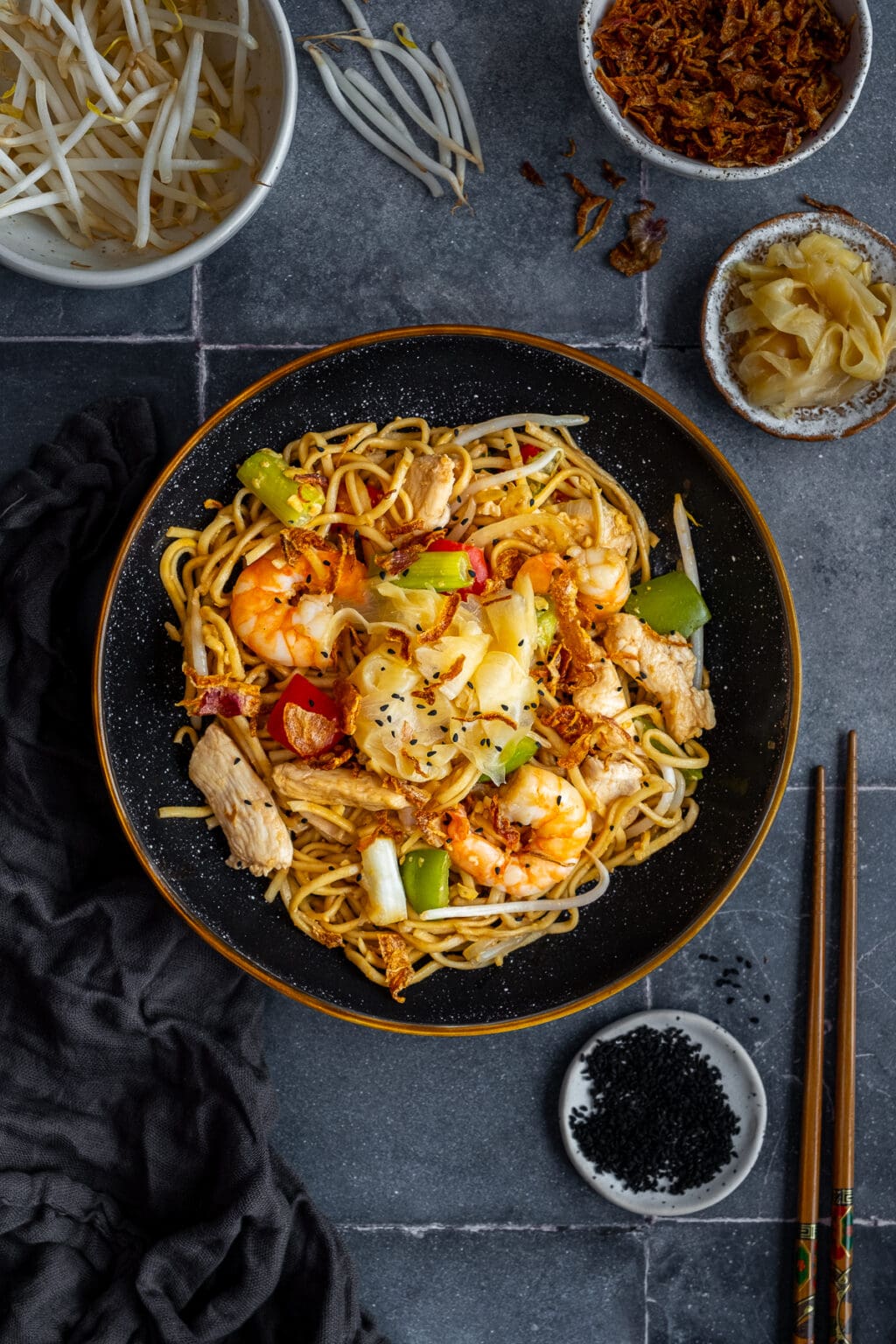 chicken-and-prawn-yaki-soba-wagamama-copycat-easy-peasy-foodie