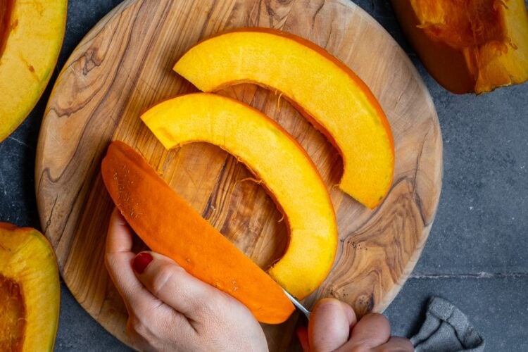 How to Cut A Pumpkin HERO