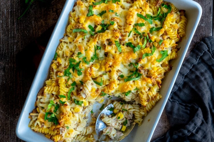 Super Simple Tuna Pasta Bake Hero