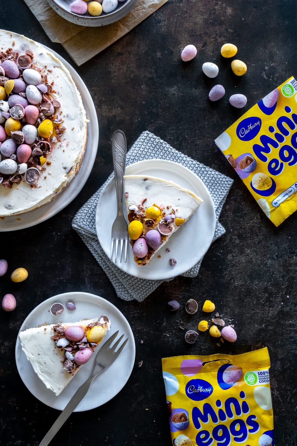 Mini Egg Cheesecake (No Bake) - Easy Peasy Foodie