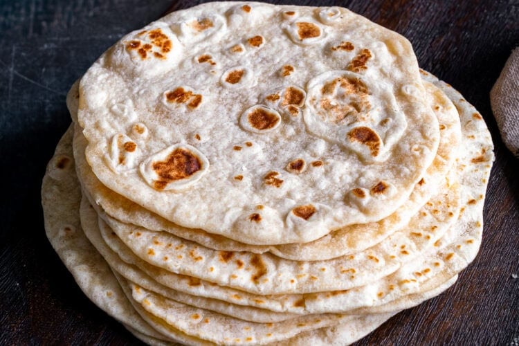Easy Soft Flour Tortillas Hero