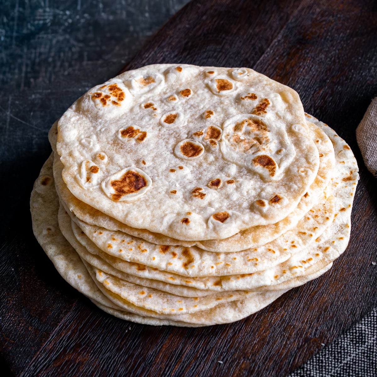 Easy Soft Flour Tortillas Hero