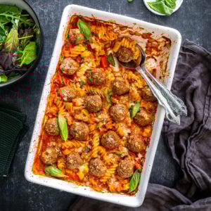Easy Meatball Pasta Bake Hero