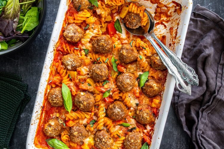 Easy Meatball Pasta Bake Hero