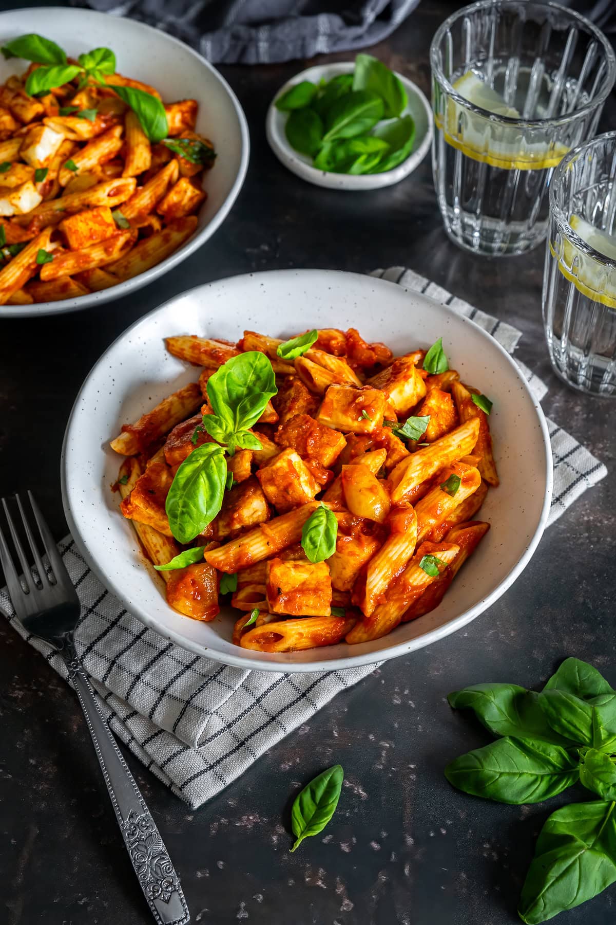 2 bowls of Easy Halloumi Pasta
