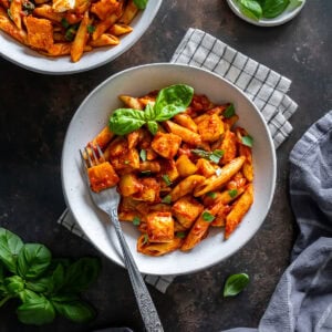 Easy Halloumi Pasta Hero