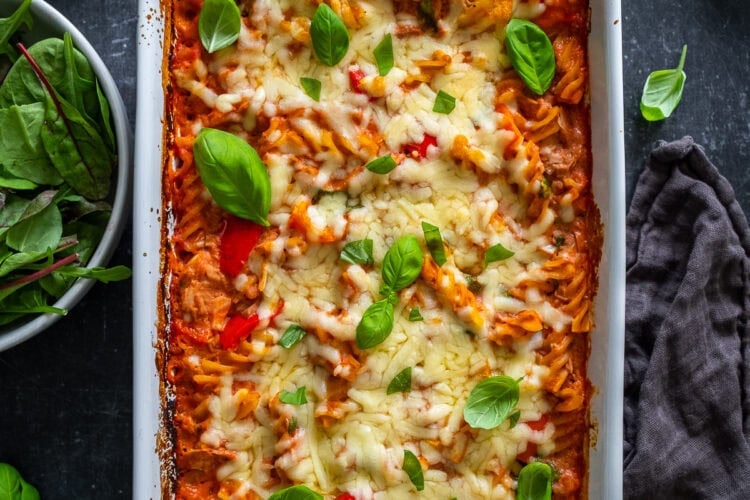 Creamy Tomato Tuna Pasta Bake Hero